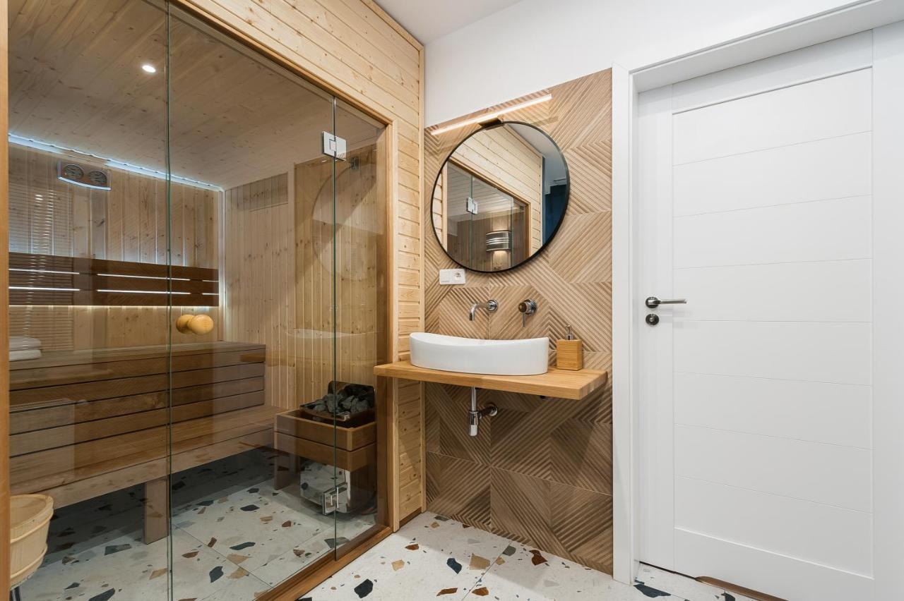 Luxury Spa Apartment Old Town Krakkó Kültér fotó